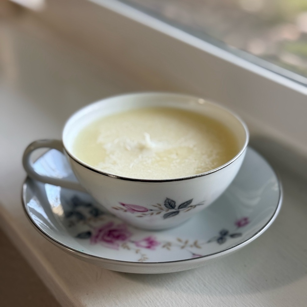 Massage Body Oil Candle - Picture 3 of 3